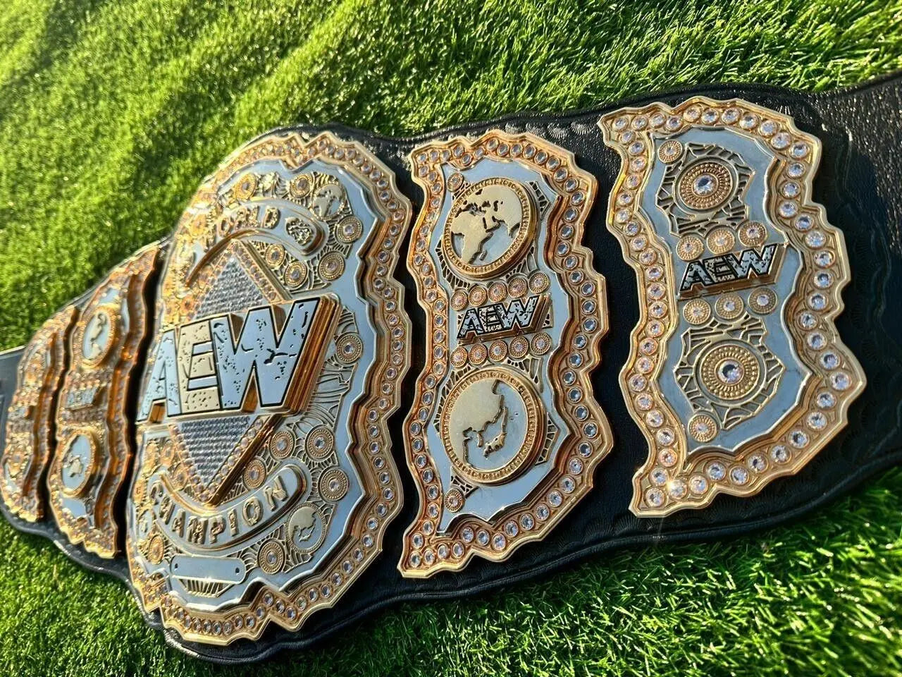 24K Gold AEW Heavyweight Championship Belt